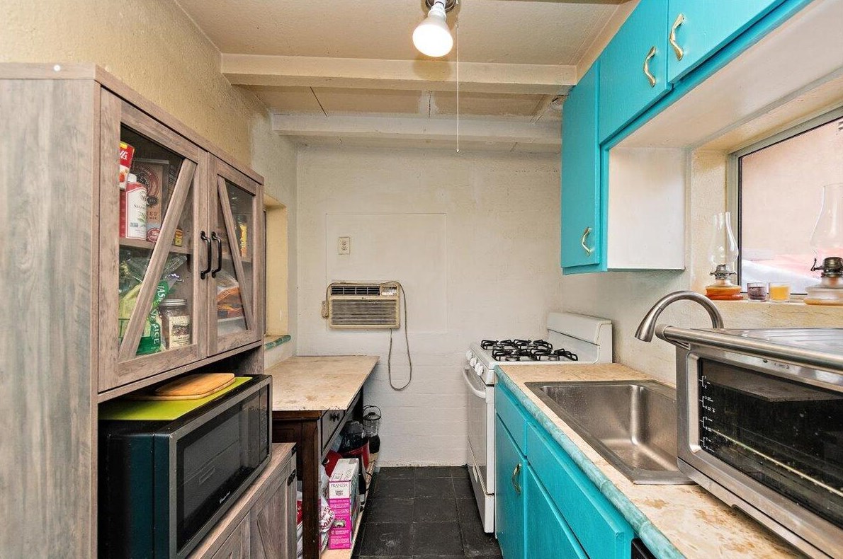 66452 Desert View Ave, Desert Hot Springs CA  92240-8512 exterior