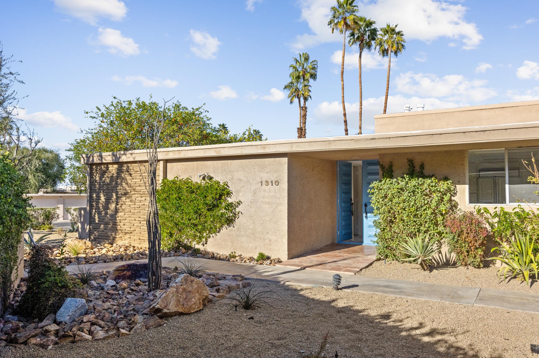 72349 El Paseo, Palm Desert CA  92260 exterior