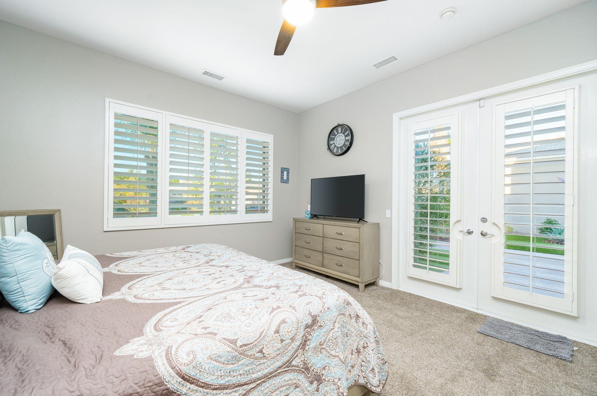 21 Paris Way, Rancho Mirage CA  92270-2721 exterior