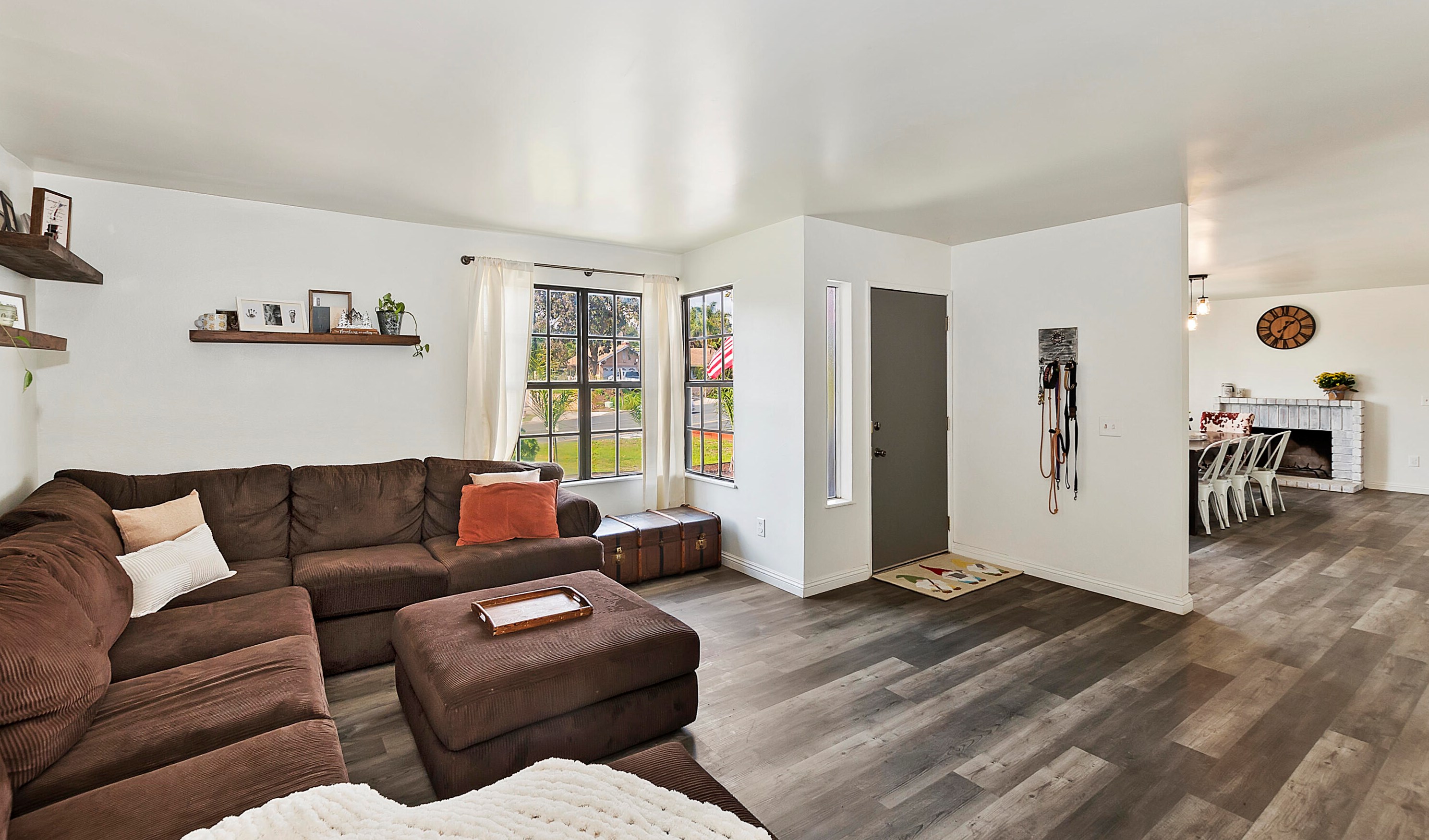 5260 Camino Real, Riverside CA  92509-5408 exterior