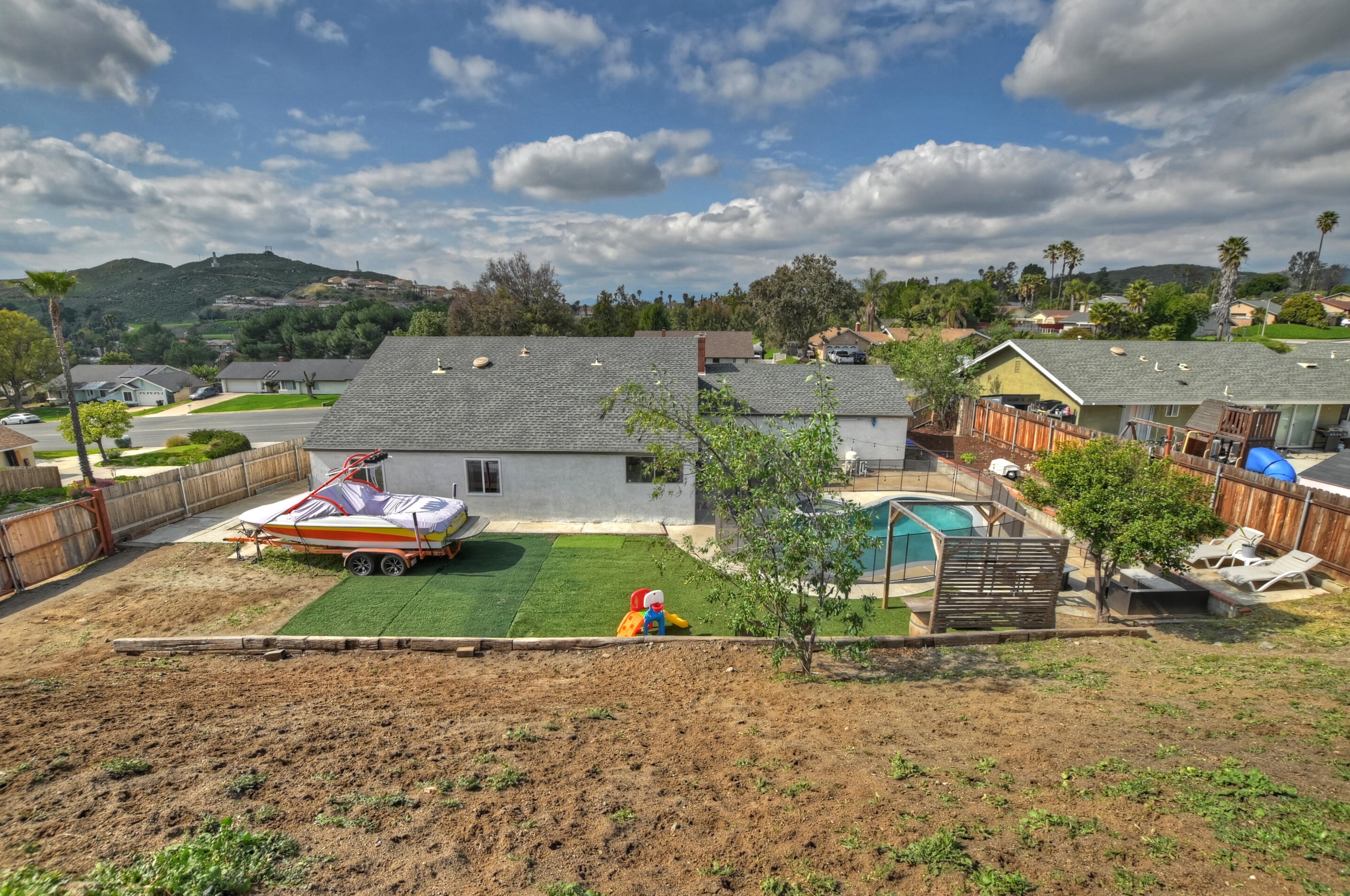 5260 Camino Real, Riverside CA  92509-5408 exterior