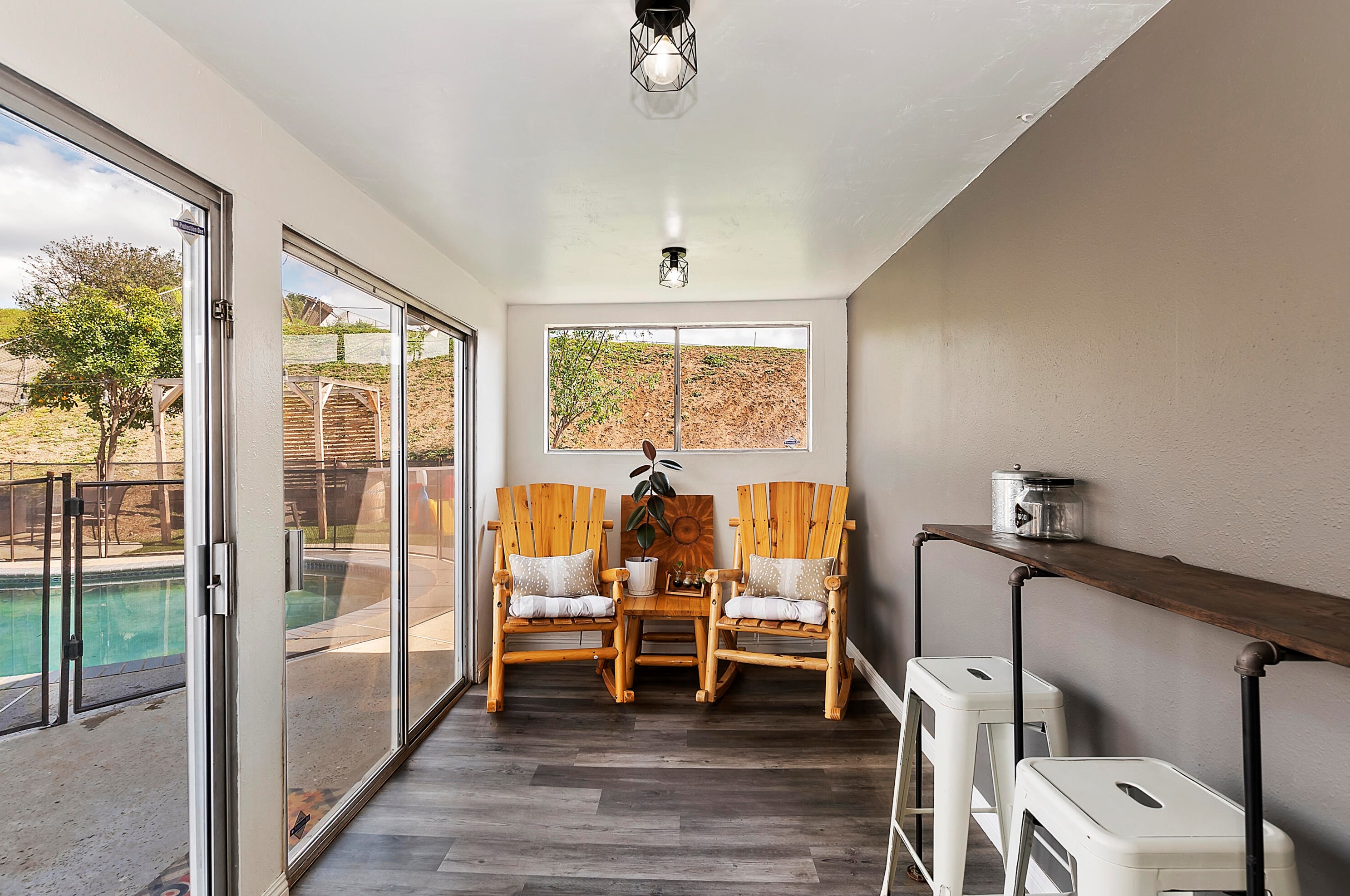 5260 Camino Real, Riverside CA  92509-5408 exterior