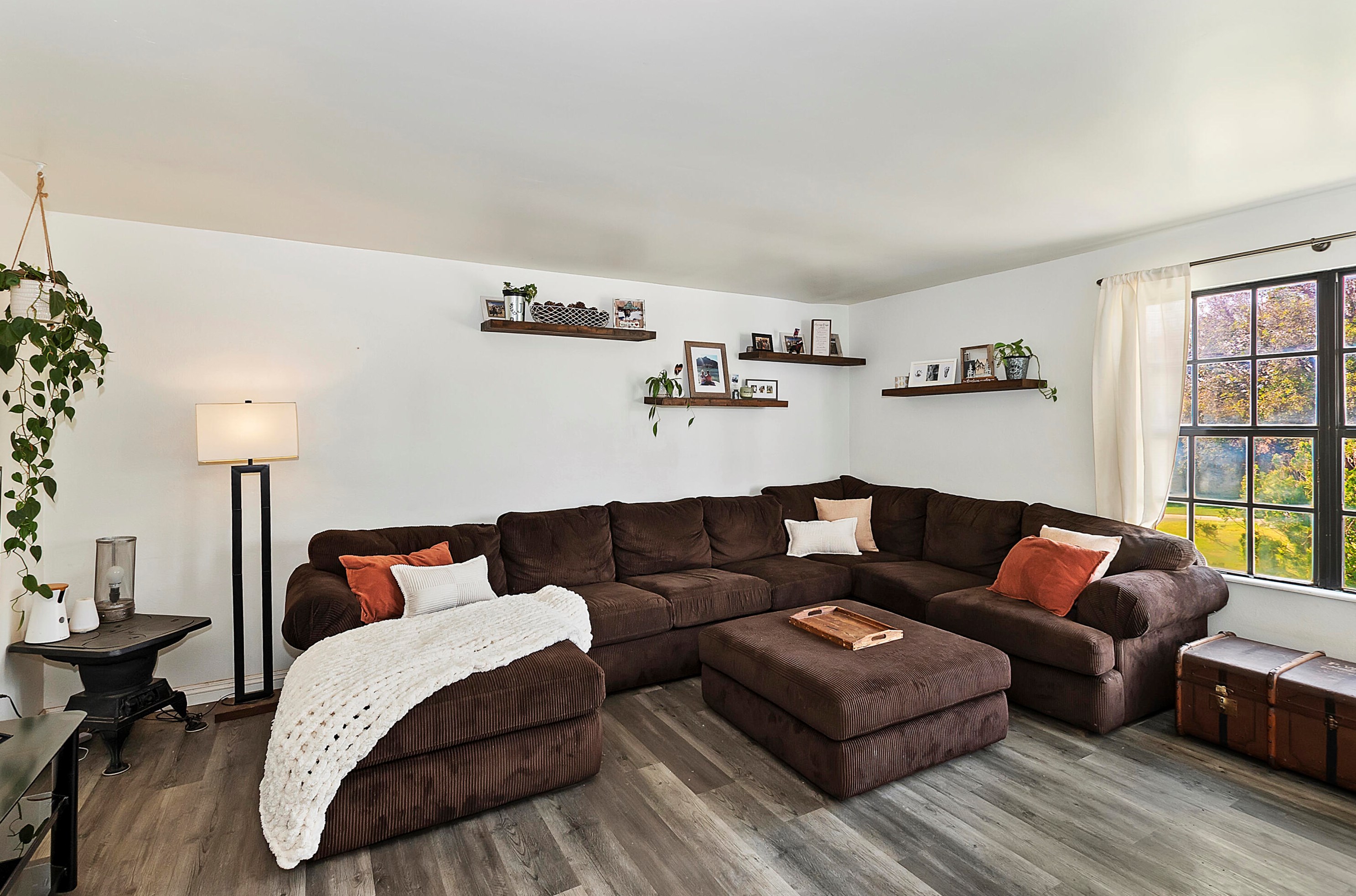 5260 Camino Real, Riverside CA  92509-5408 exterior