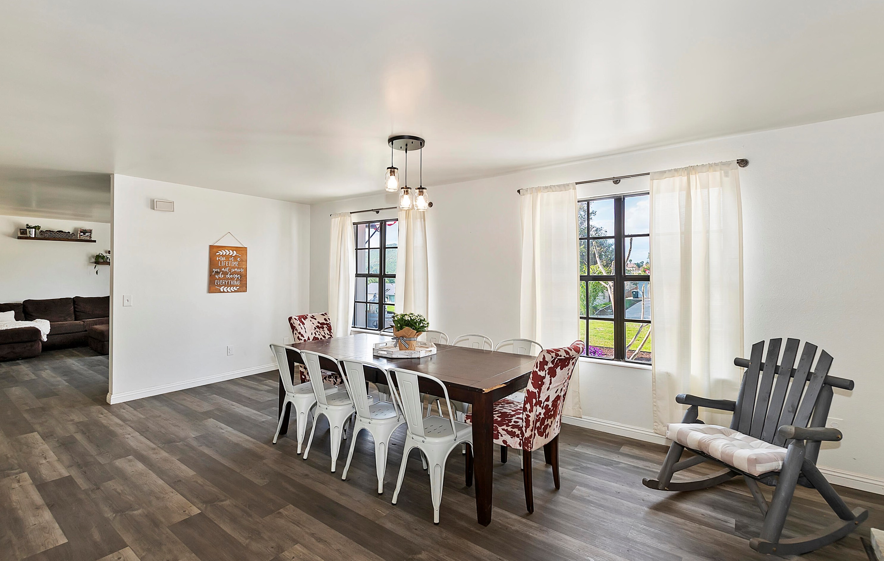 5260 Camino Real, Riverside CA  92509-5408 exterior