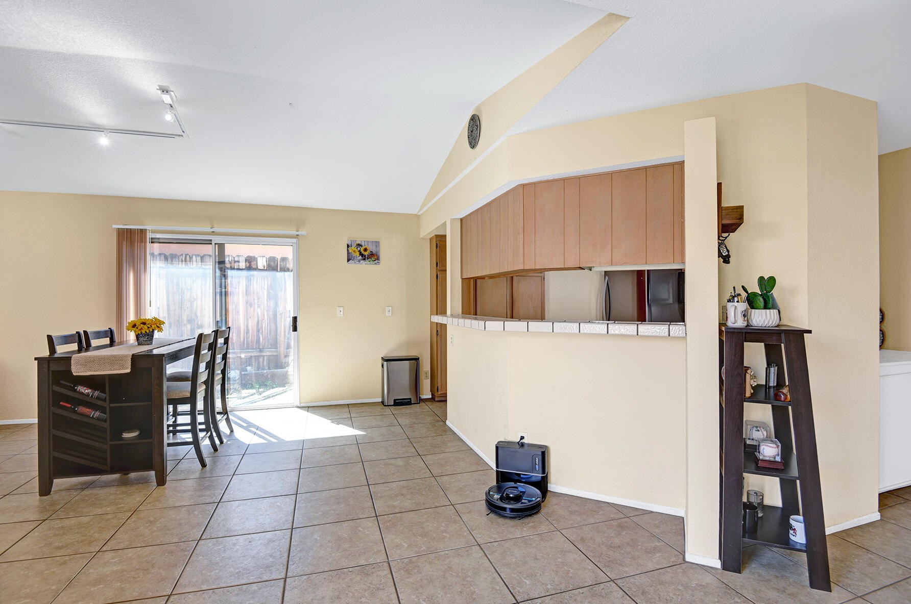 53700 Avenida Vallejo, La Quinta CA  92253-3554 exterior