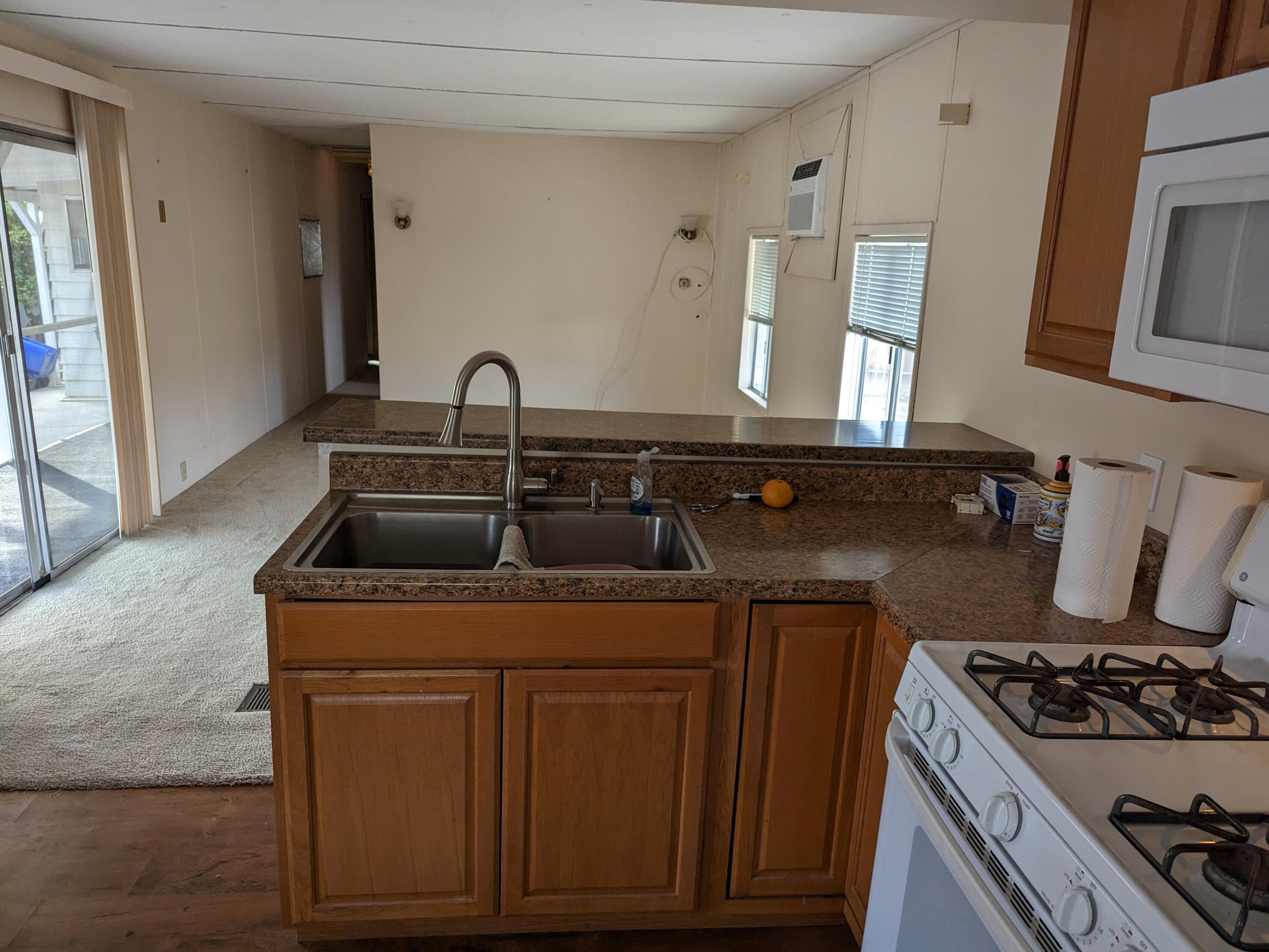 69411 Poolside Dr, Desert Hot Springs CA  92241-8715 exterior