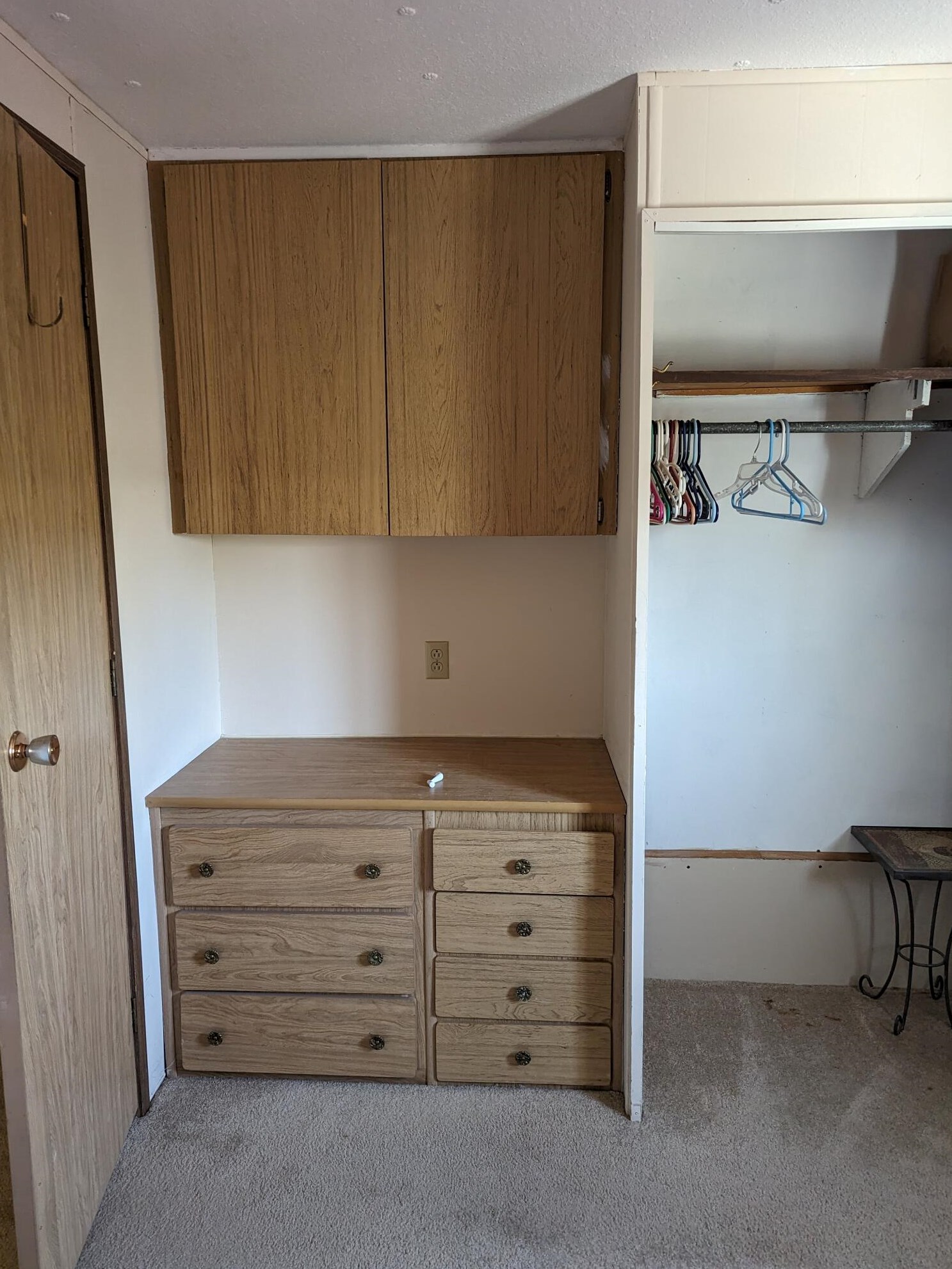 69411 Poolside Dr, Desert Hot Springs CA  92241-8715 exterior