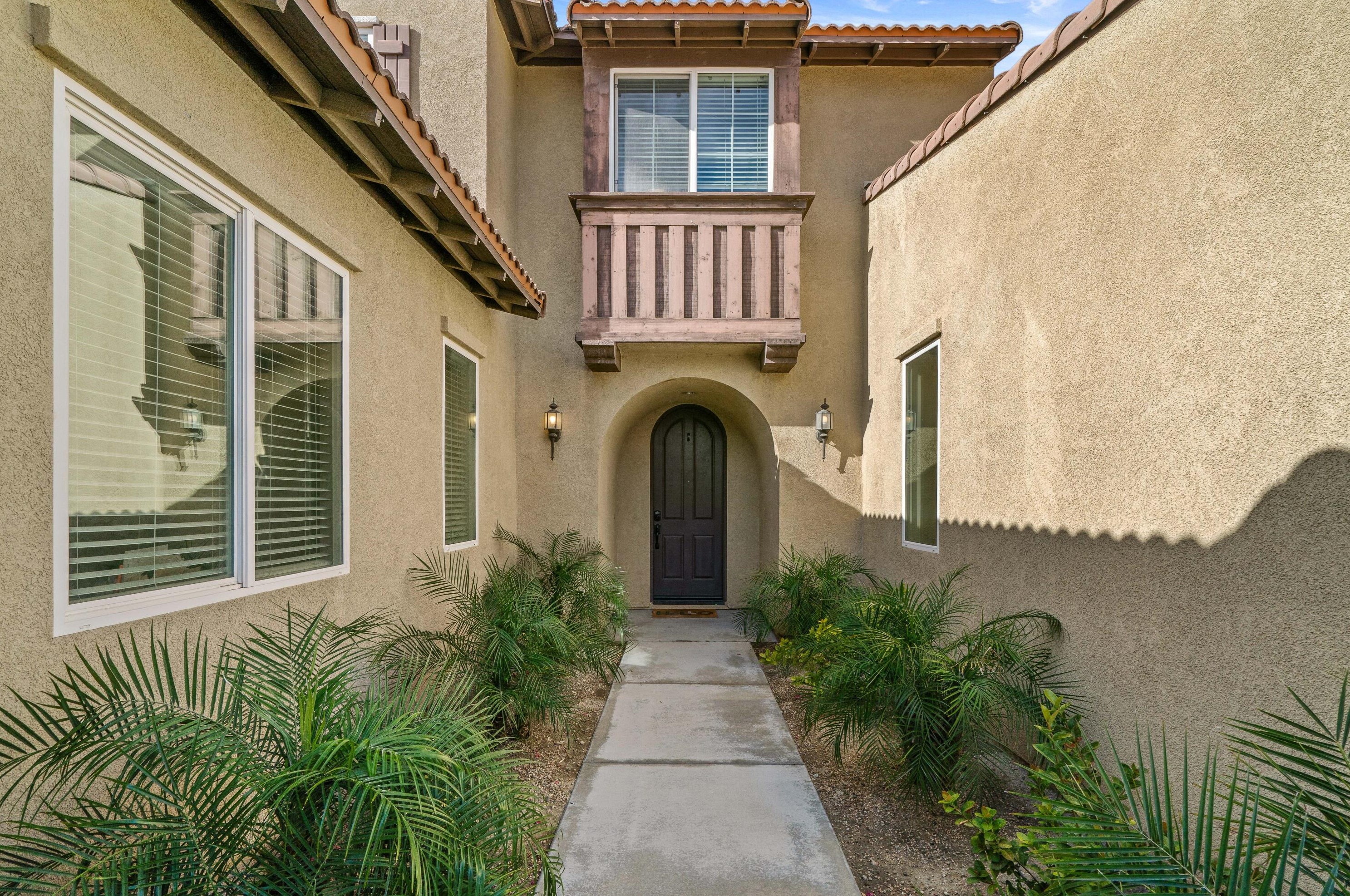 82832 Mount Riley Dr, Indio CA  92203-3893 exterior