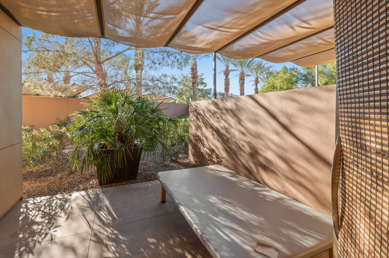 81823 Prism Dr, La Quinta CA  92253-7722 exterior