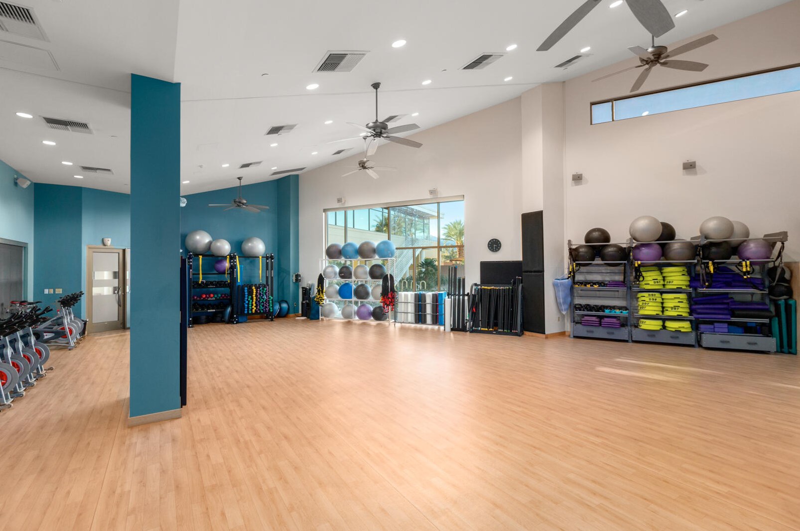 81823 Prism Dr, La Quinta CA  92253-7722 exterior