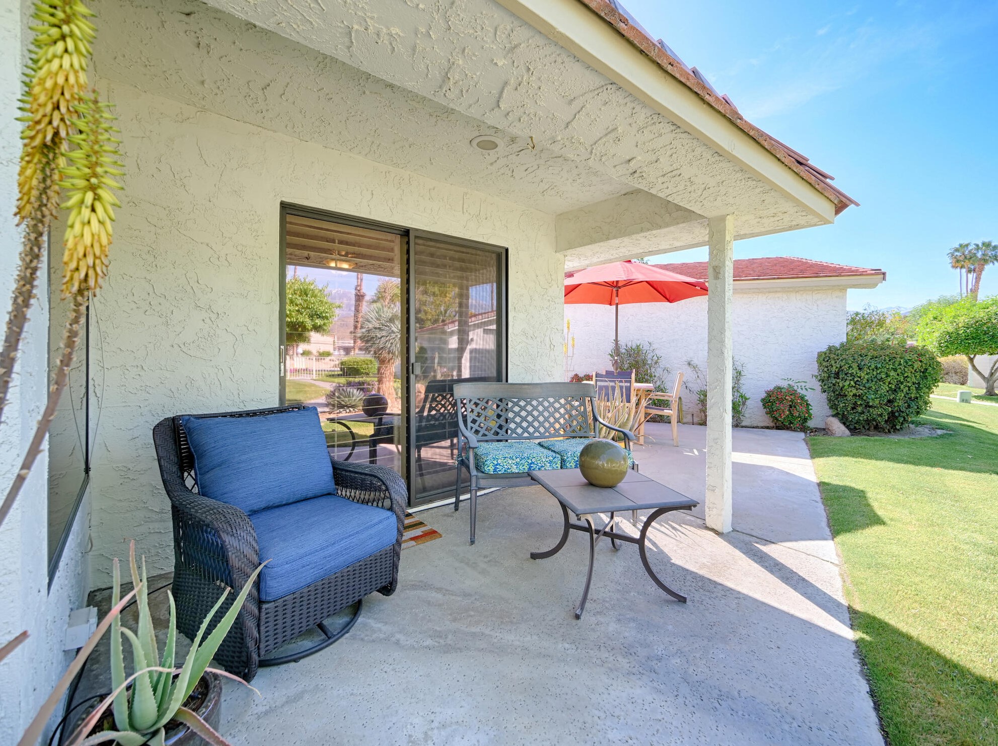 34481 Calle Las Palmas, Cathedral City CA  92234-6763 exterior
