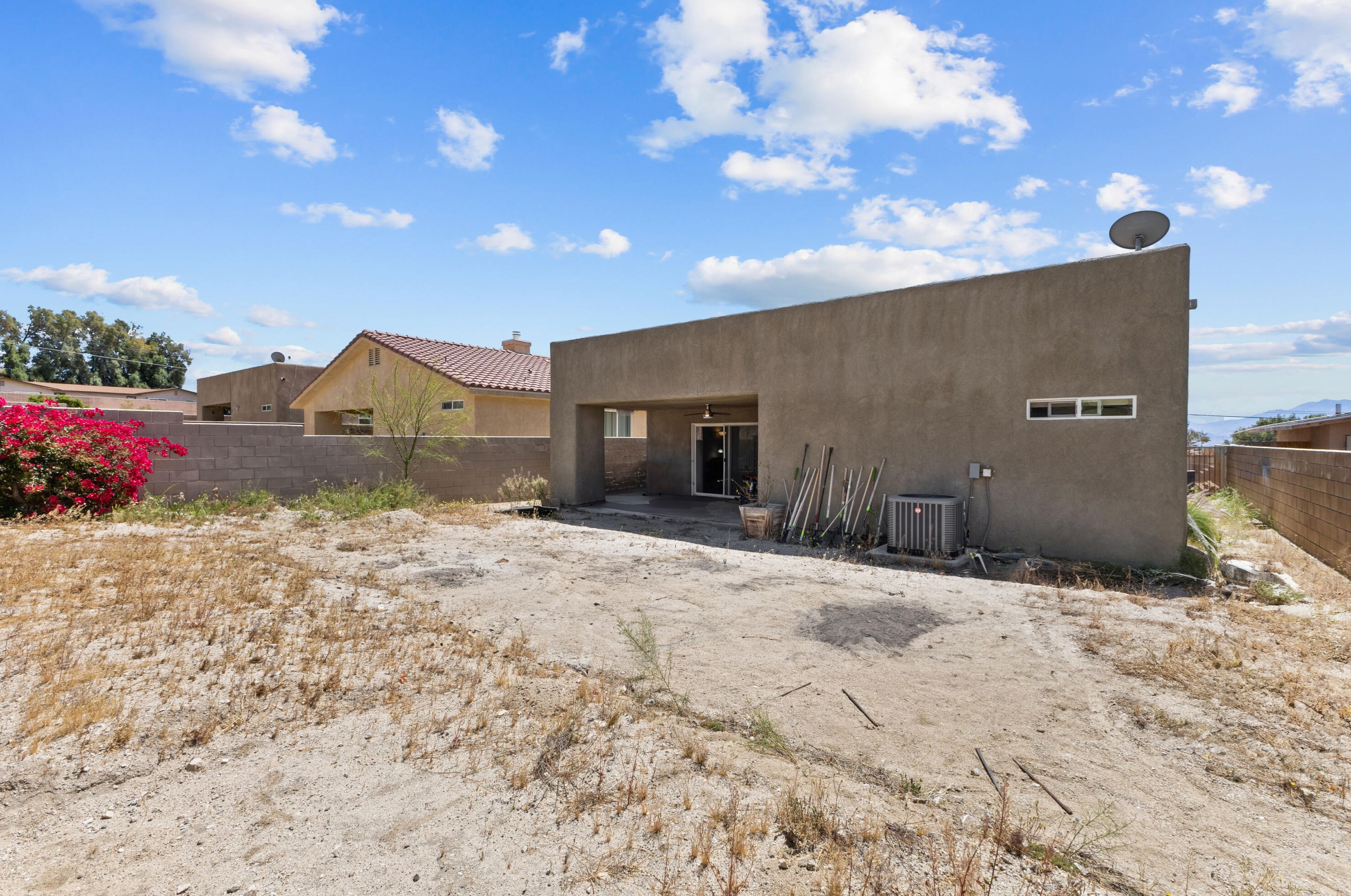 66734 4th St, Desert Hot Springs CA  92240-3205 exterior