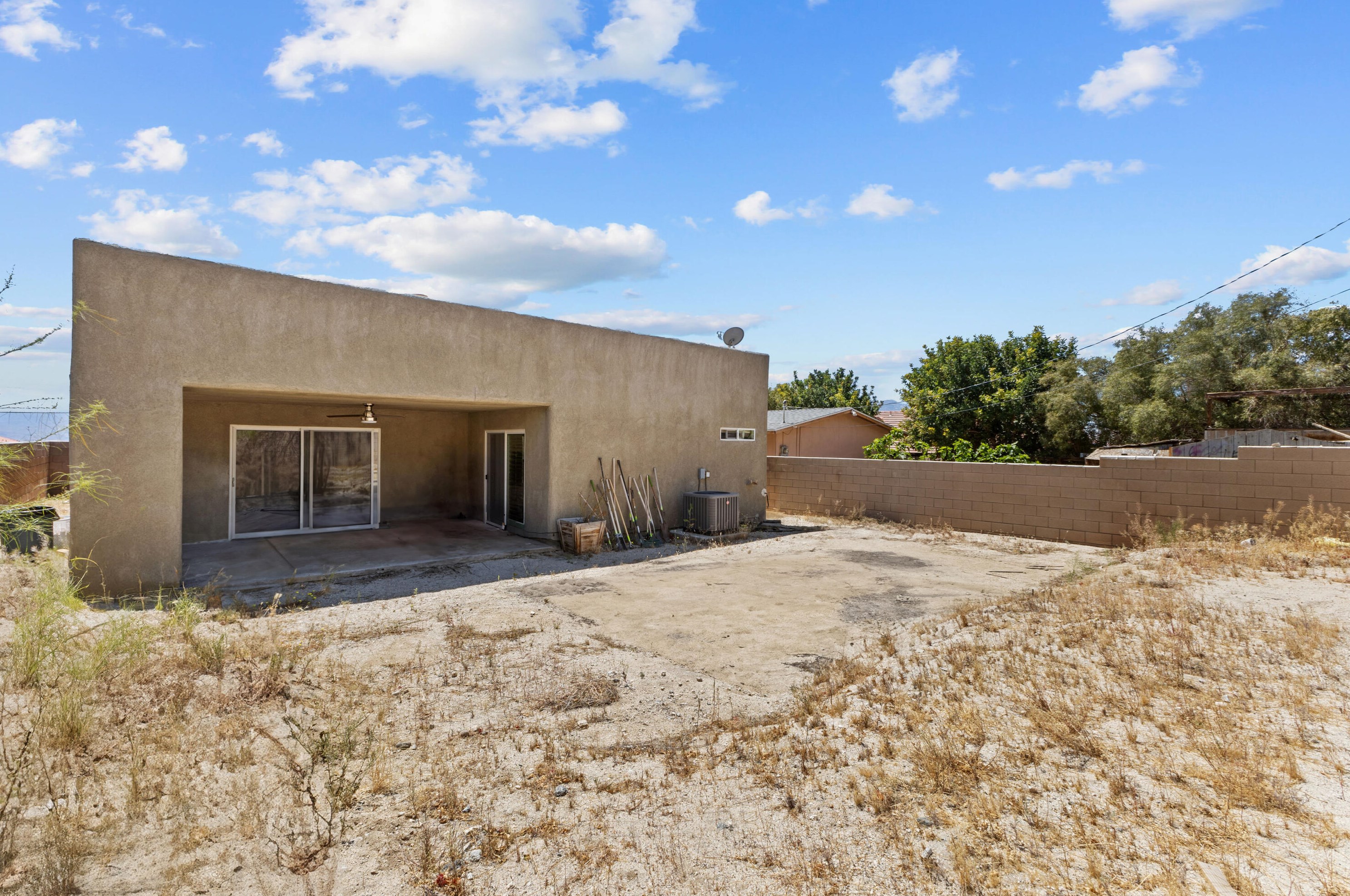 66734 4th St, Desert Hot Springs CA  92240-3205 exterior