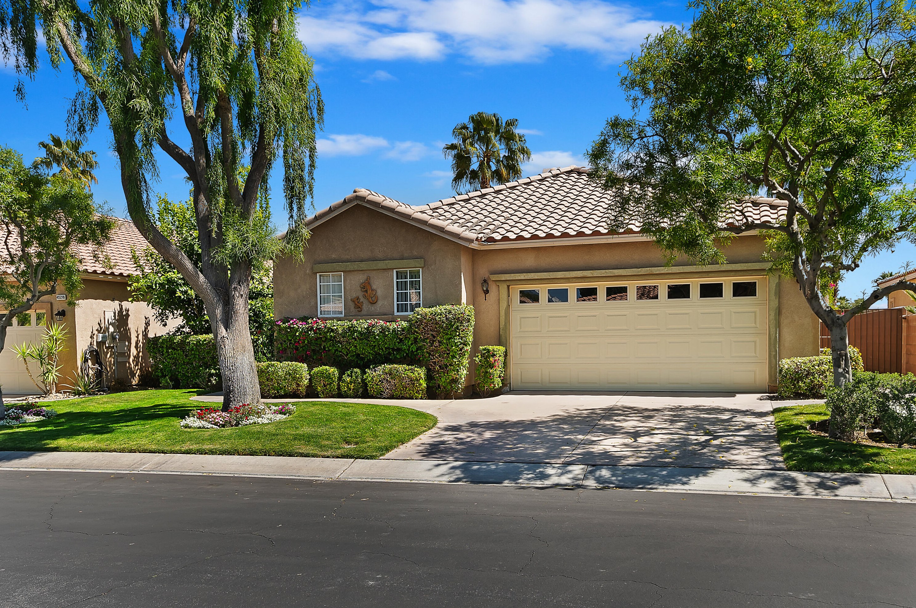 45238 Coeur Dalene Dr, Indio CA  92201-0829 exterior