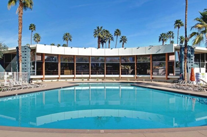 1111 Palm Canyon Dr, Palm Springs CA  92262-4413 exterior