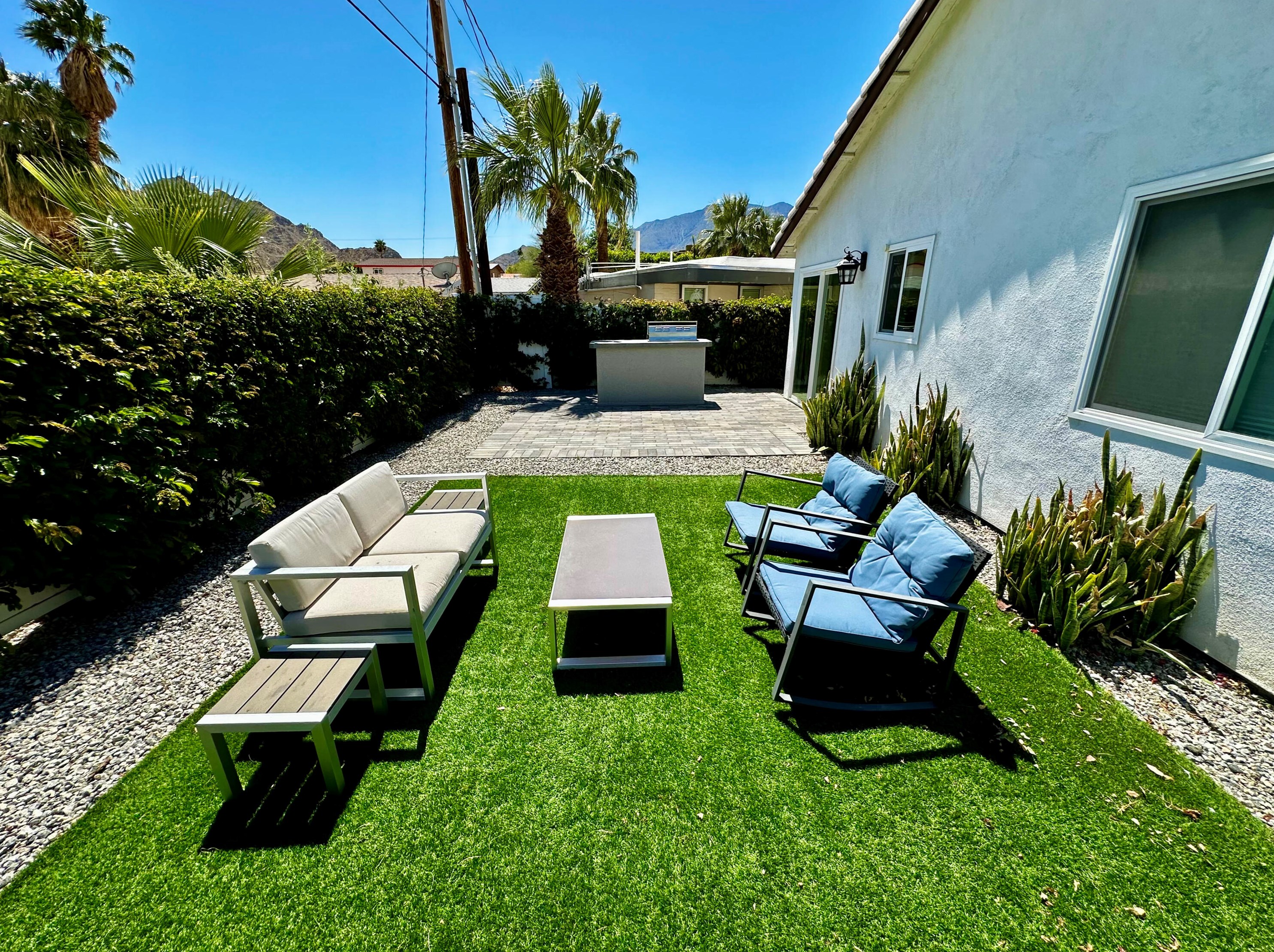 53620 Avenida Alvarado, La Quinta CA  92253-3597 exterior
