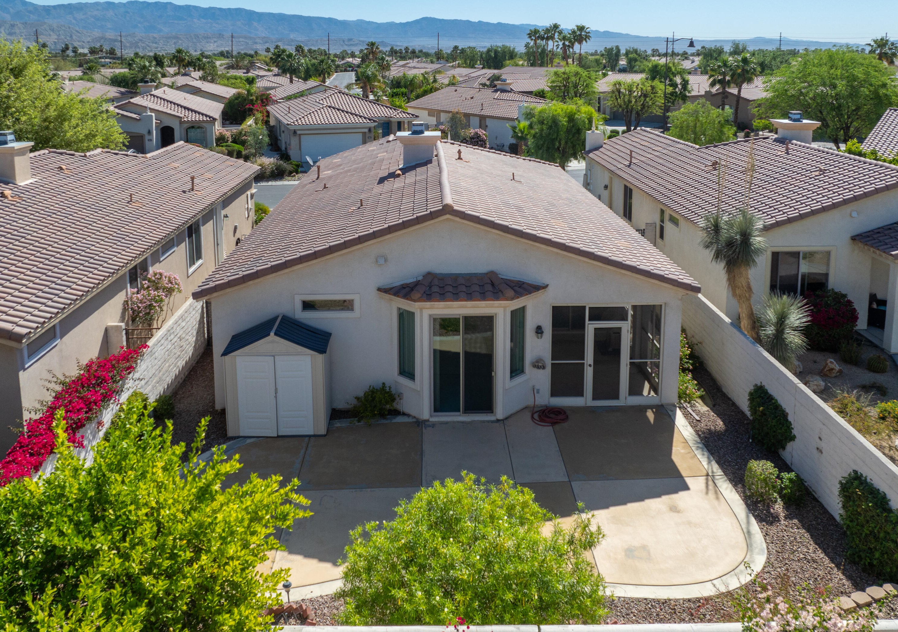 40201 Calle Santa Claudia, Indio CA  92203-7429 exterior