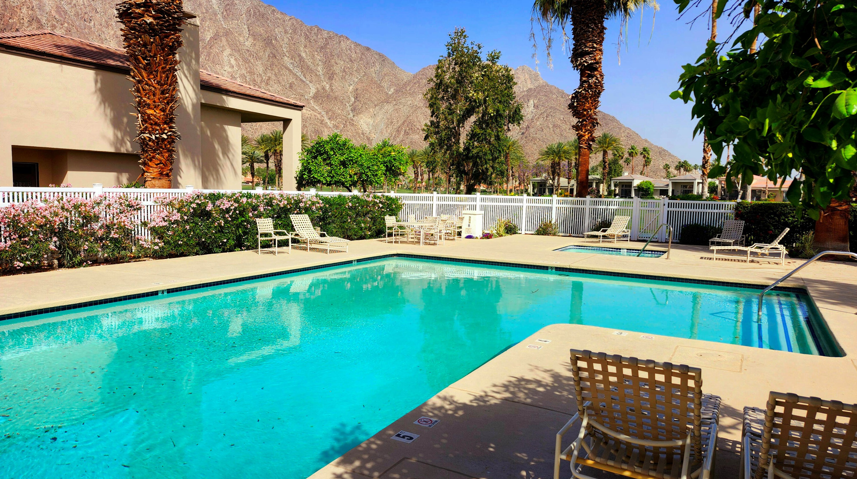 54505 Tanglewood, La Quinta CA  92253-4738 exterior