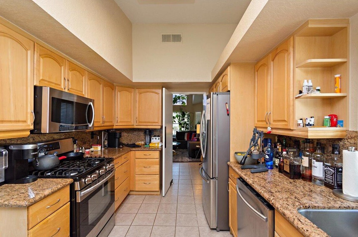 30648 Bloomsbury Ln, Cathedral City CA  92234-2581 exterior