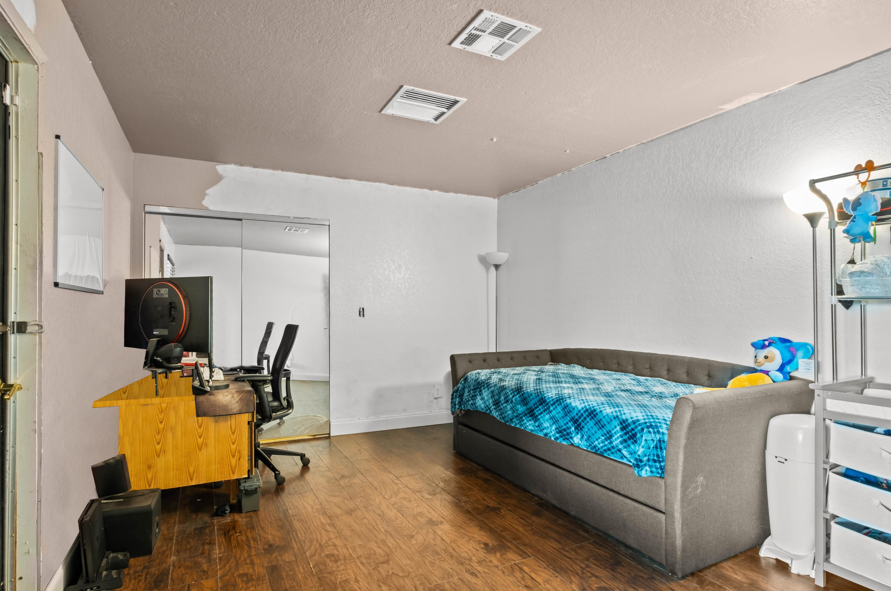 11700 Verbena Dr, Desert Hot Springs CA  92240-3328 exterior