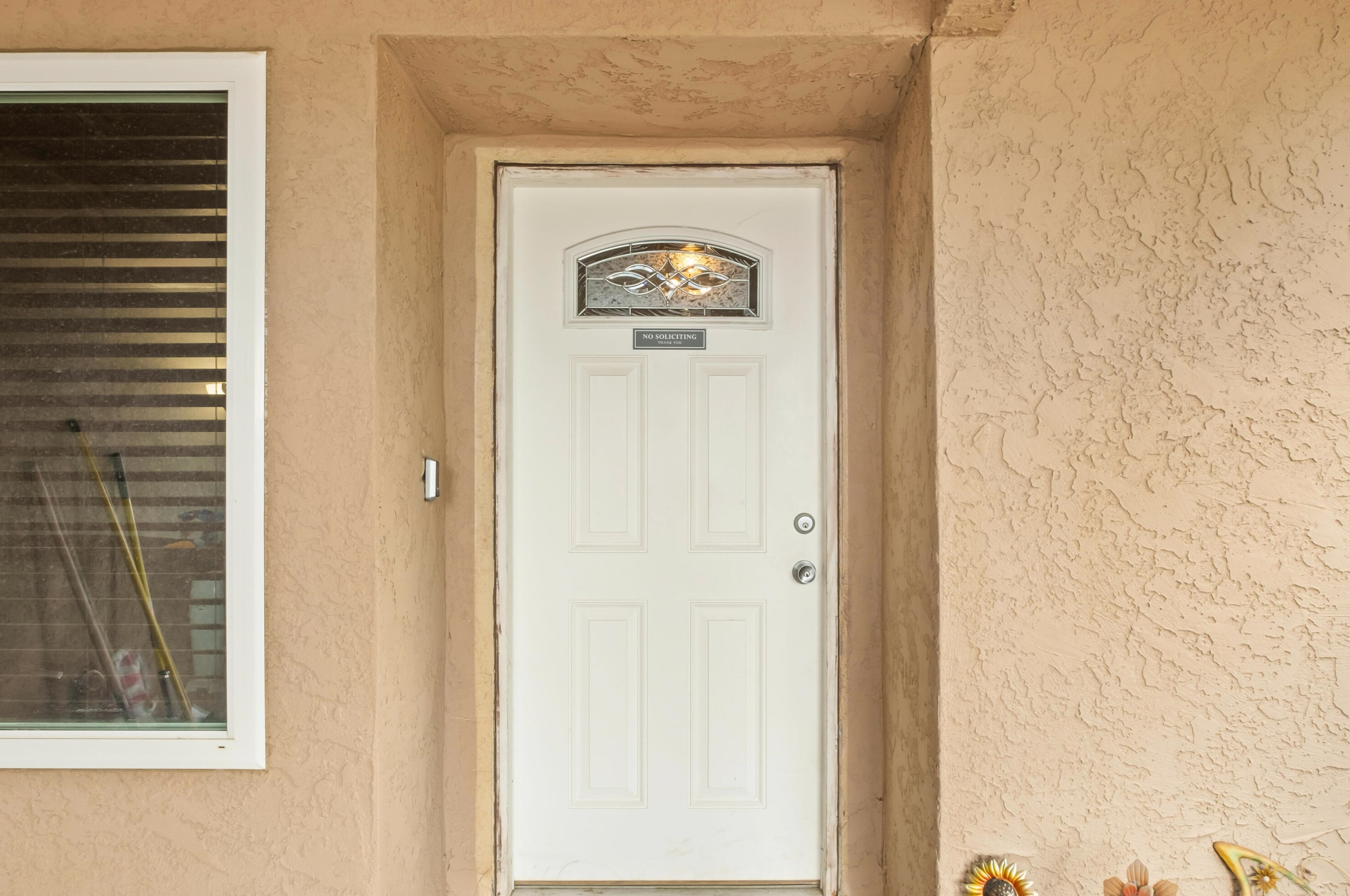 11700 Verbena Dr, Desert Hot Springs CA  92240-3328 exterior