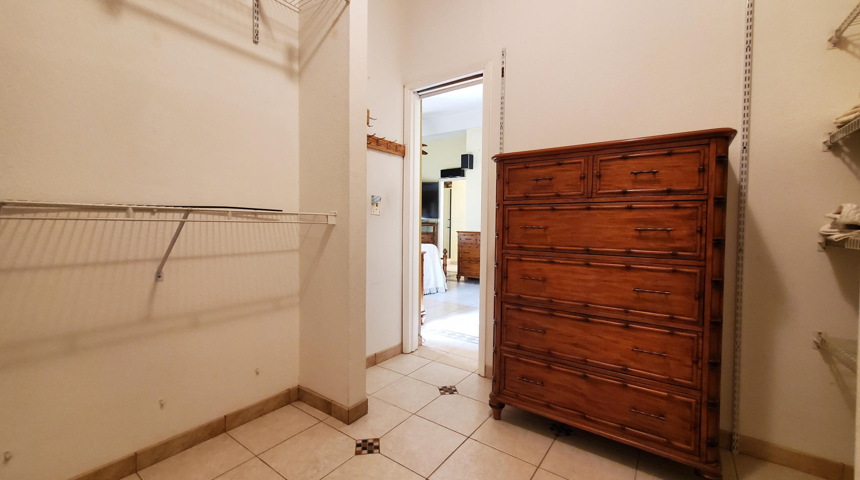 82 Zacharia Dr, Cathedral City CA  92234-6648 exterior