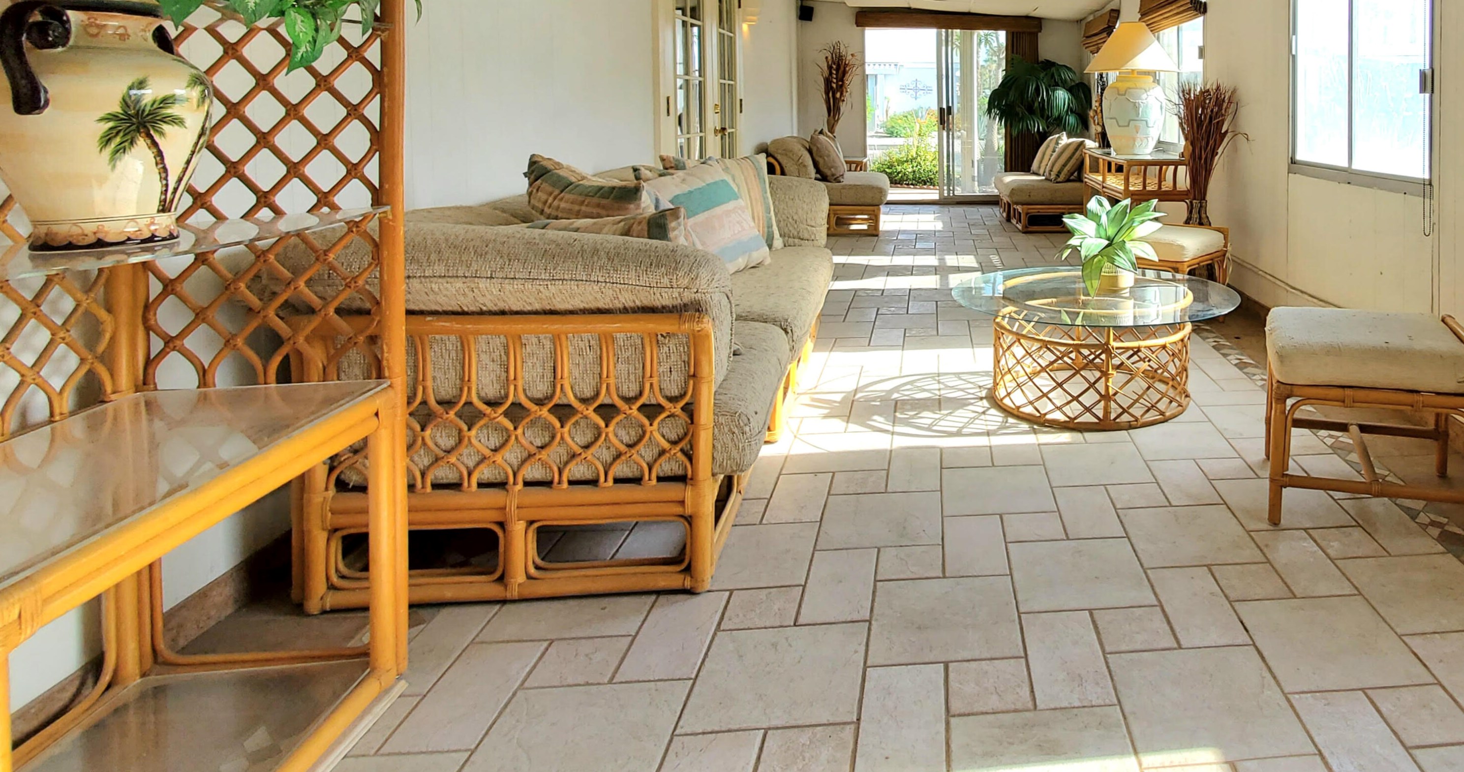 82 Zacharia Dr, Cathedral City CA  92234-6648 exterior
