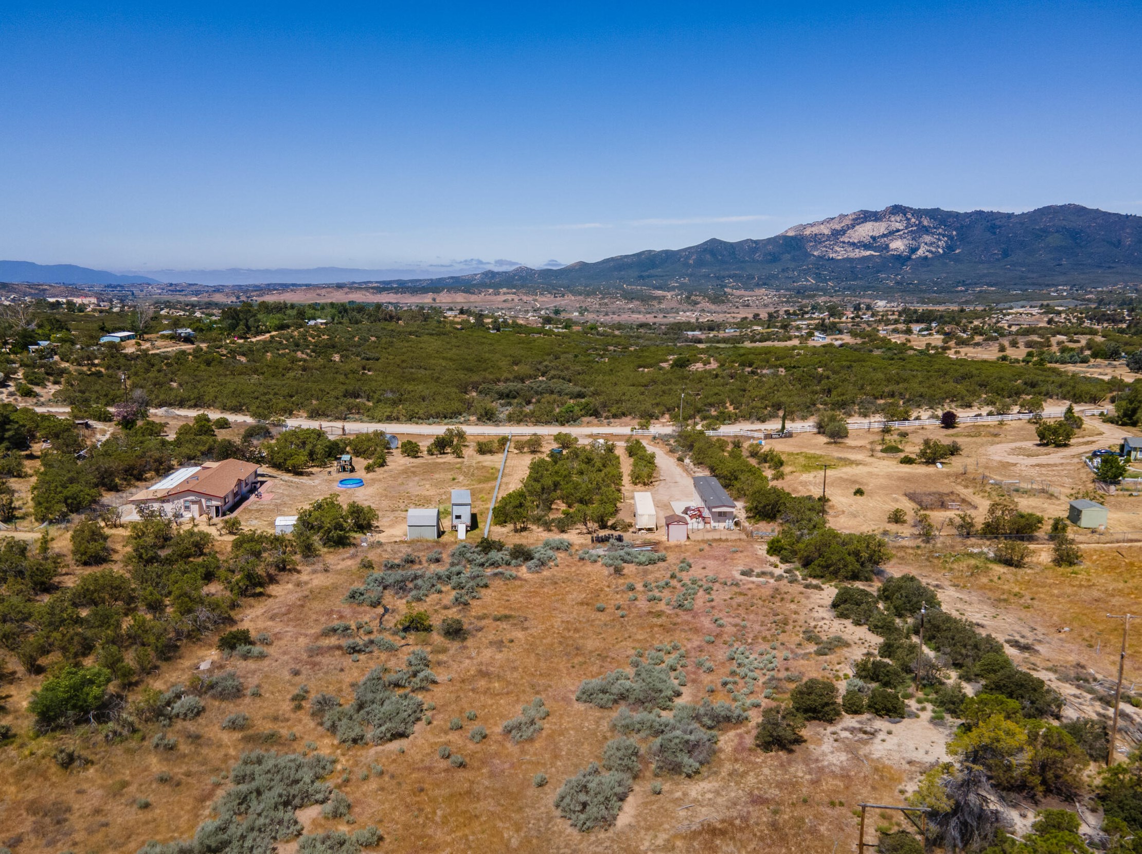 39140 Howard Rd, Anza CA  92539-9366 exterior