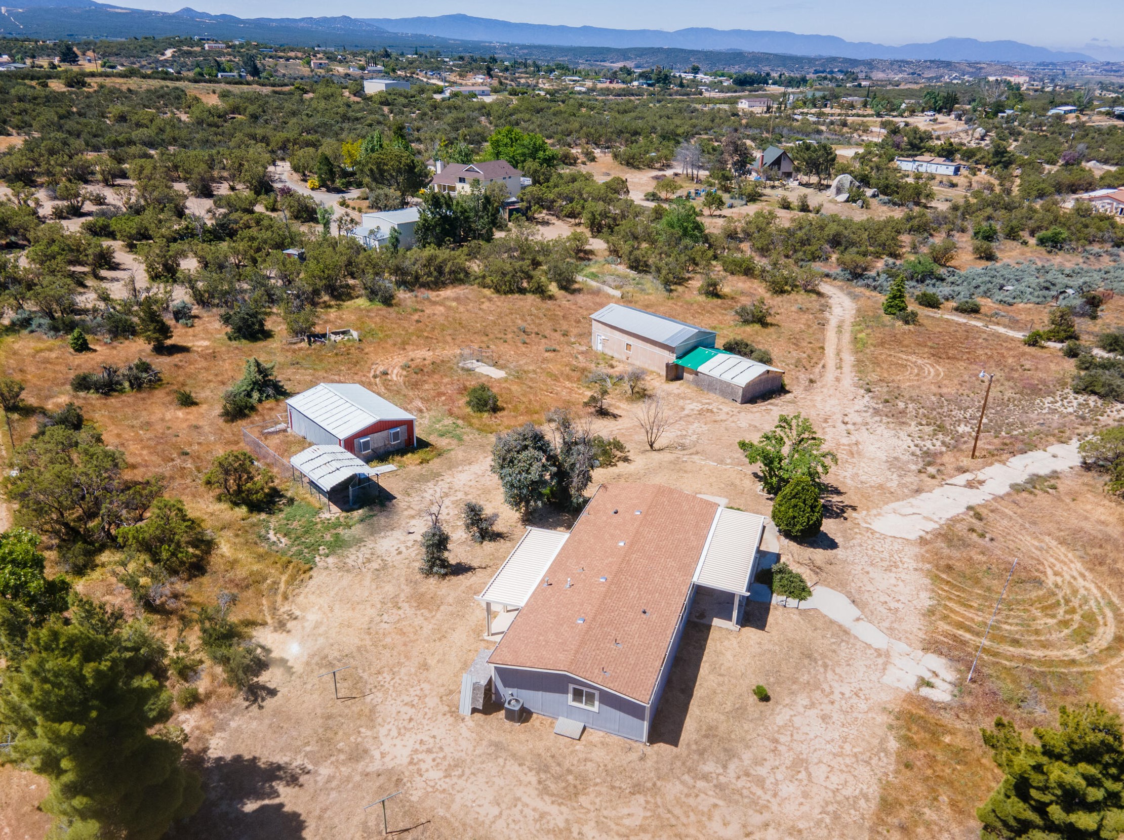 39140 Howard Rd, Anza CA  92539-9366 exterior