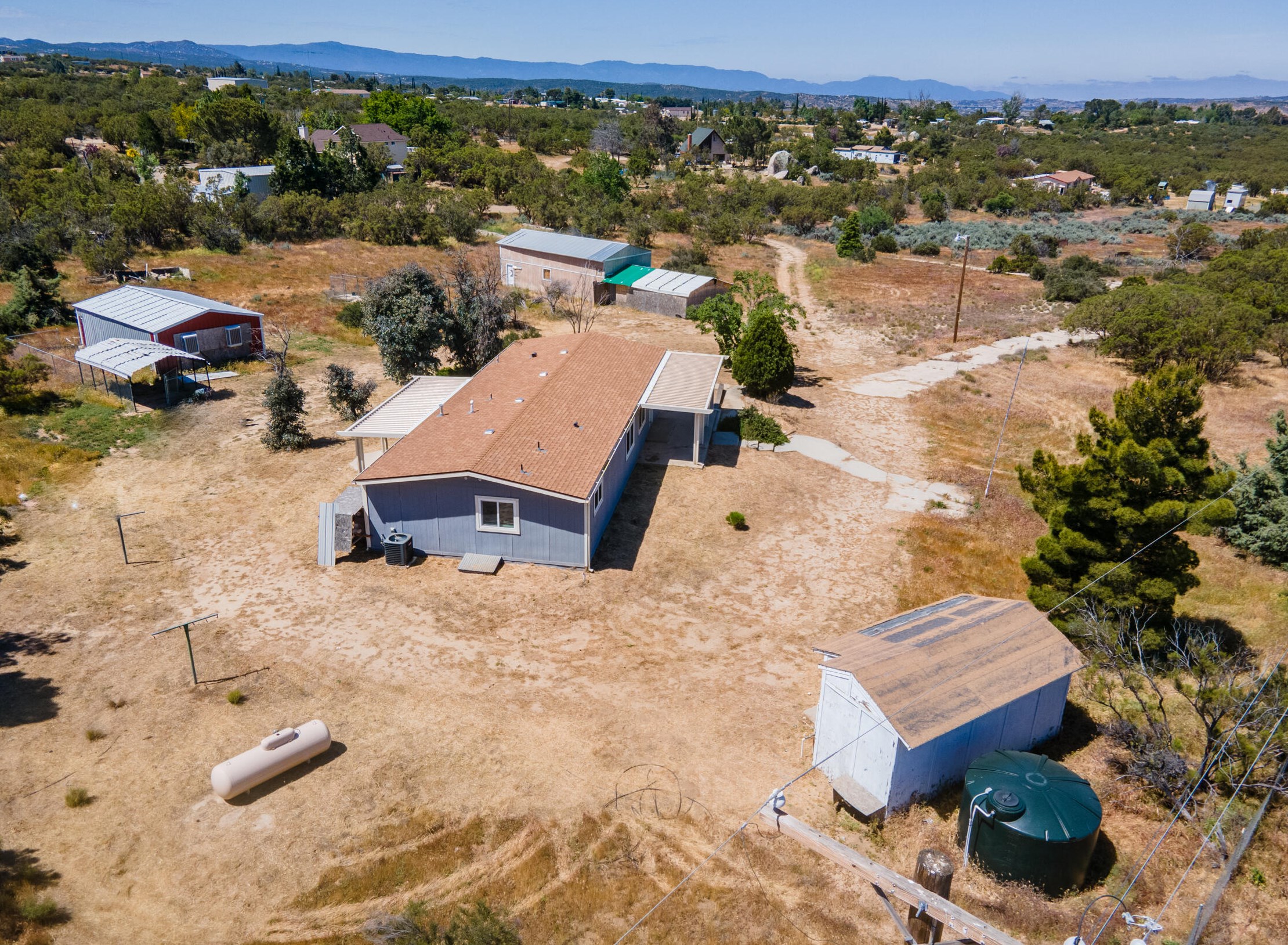 39140 Howard Rd, Anza CA  92539-9366 exterior