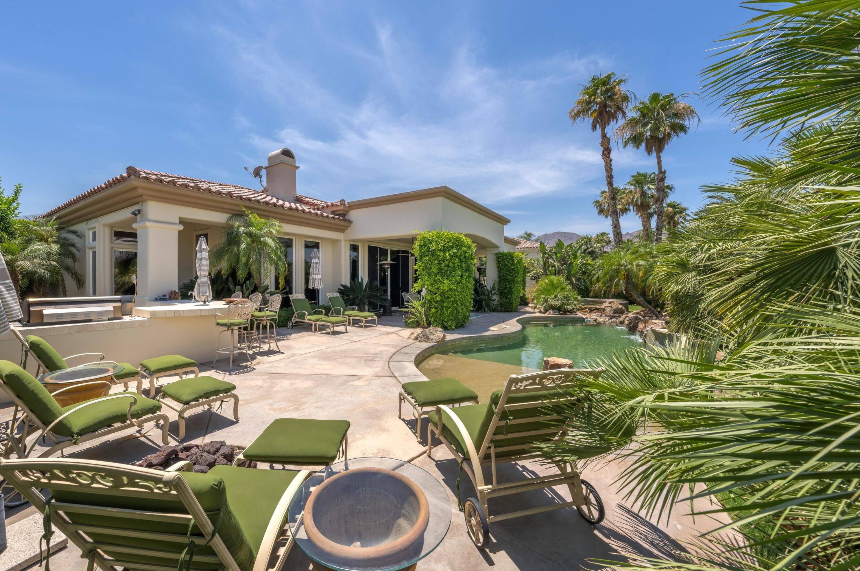 80710 Weiskopf, La Quinta CA  92253-5687 exterior