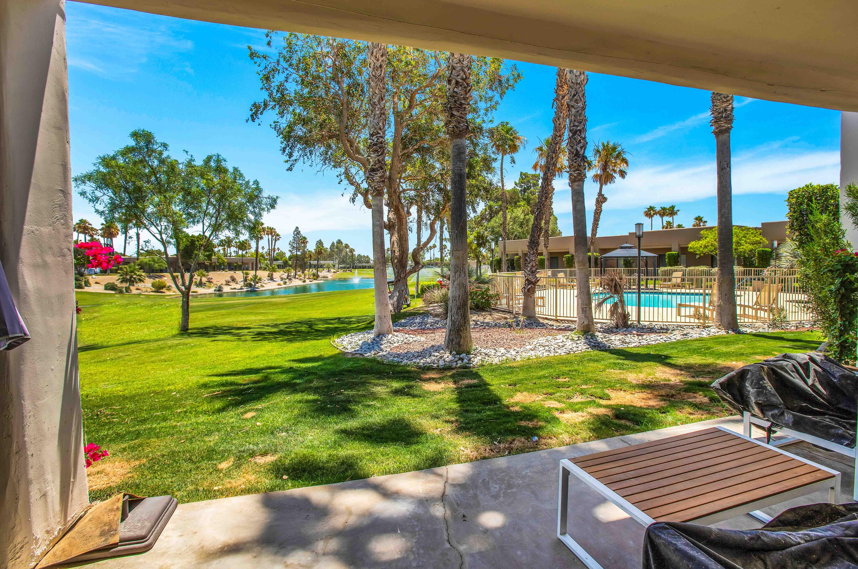 67154 Chimayo Dr, Cathedral City CA  92234-7448 exterior