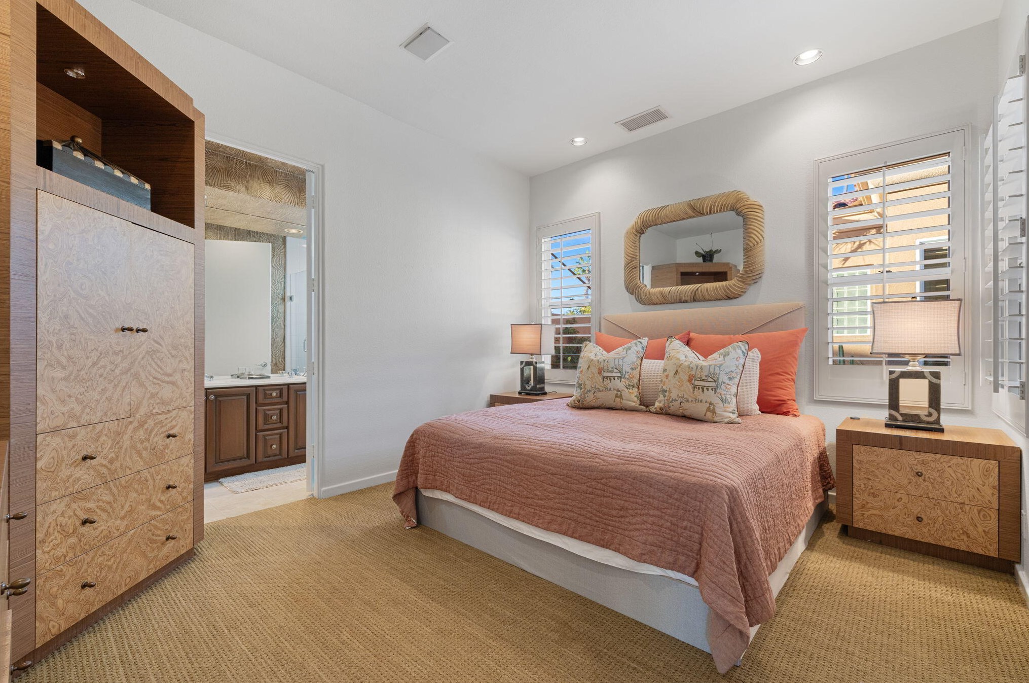 161 Tomahawk Dr, Palm Desert CA  92211-8949 exterior