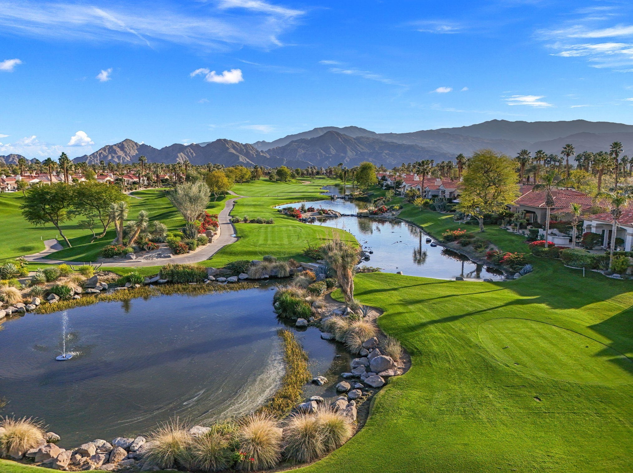 161 Tomahawk Dr, Palm Desert CA  92211-8949 exterior
