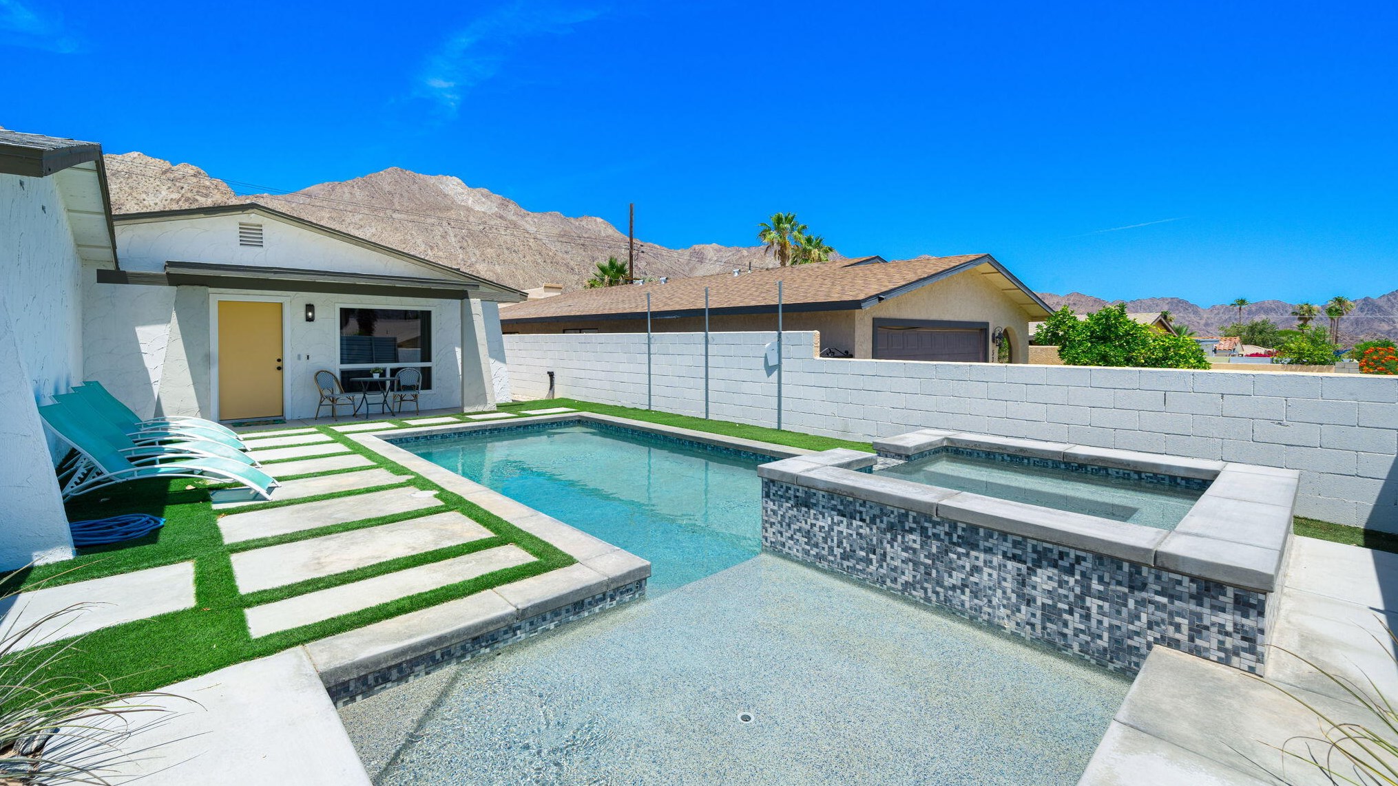 53905 Avenida Diaz, La Quinta, CA 92253
