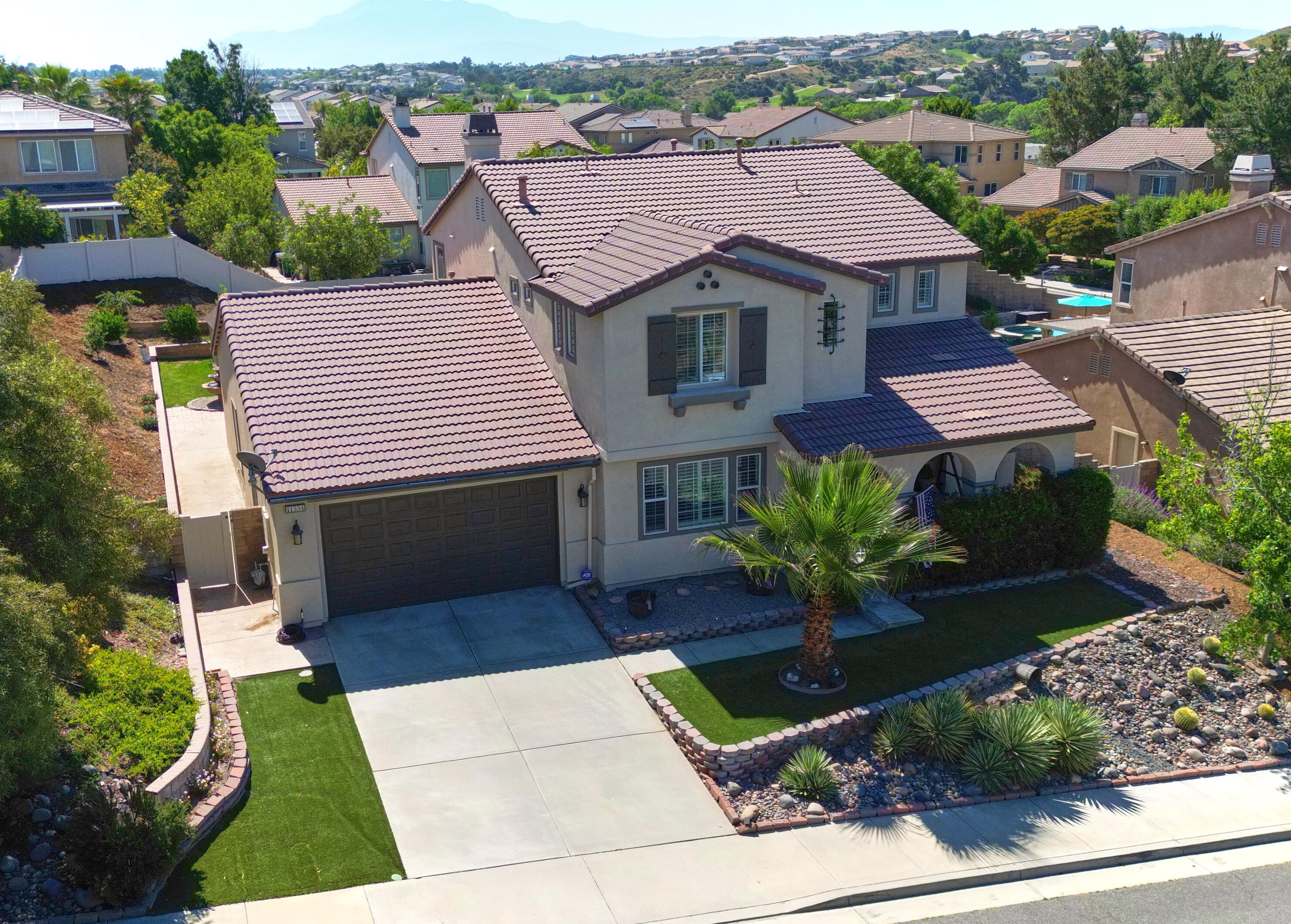 11354 Demaret Dr, Beaumont CA  92223-7430 exterior