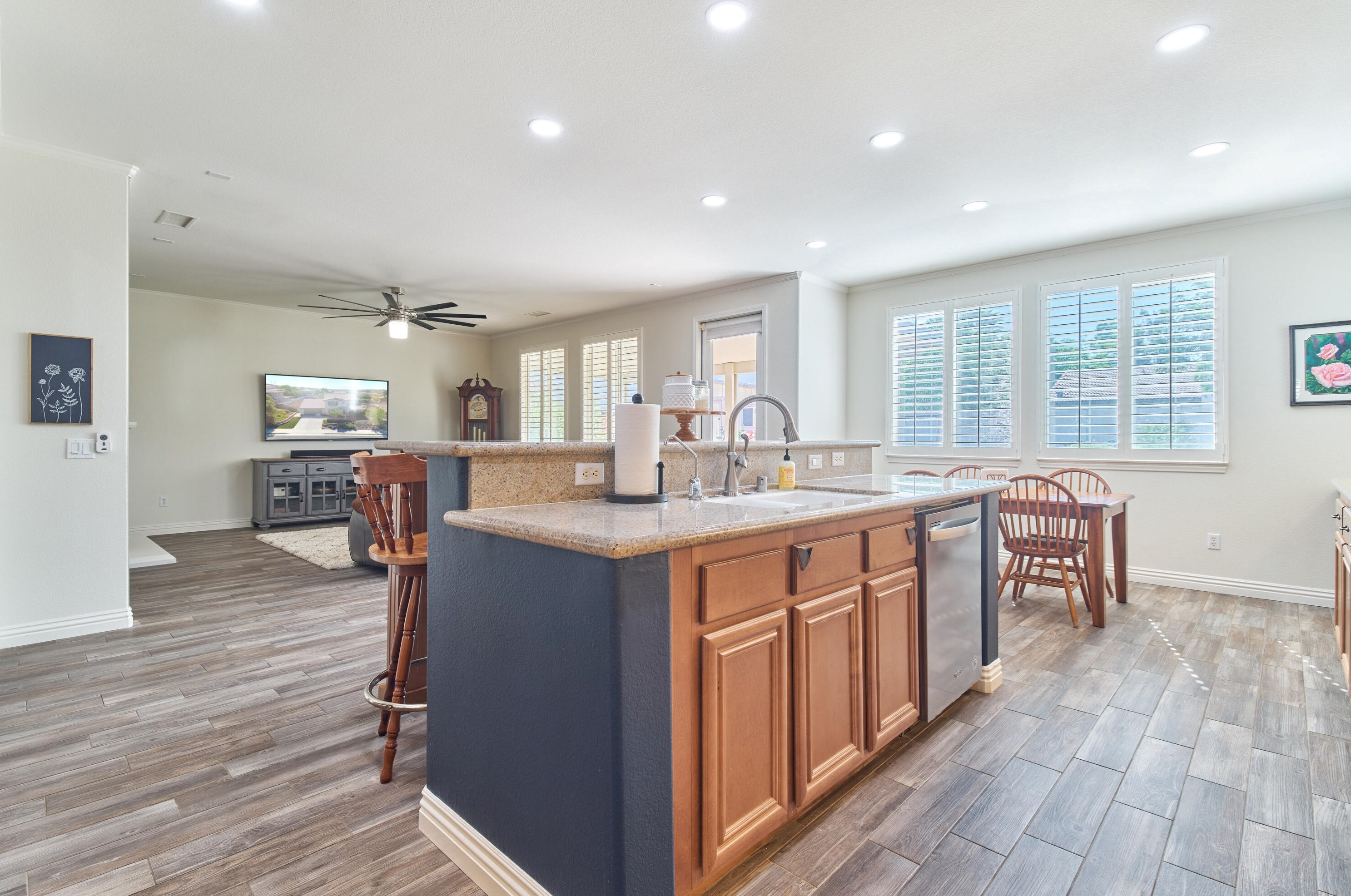 11354 Demaret Dr, Beaumont CA  92223-7430 exterior