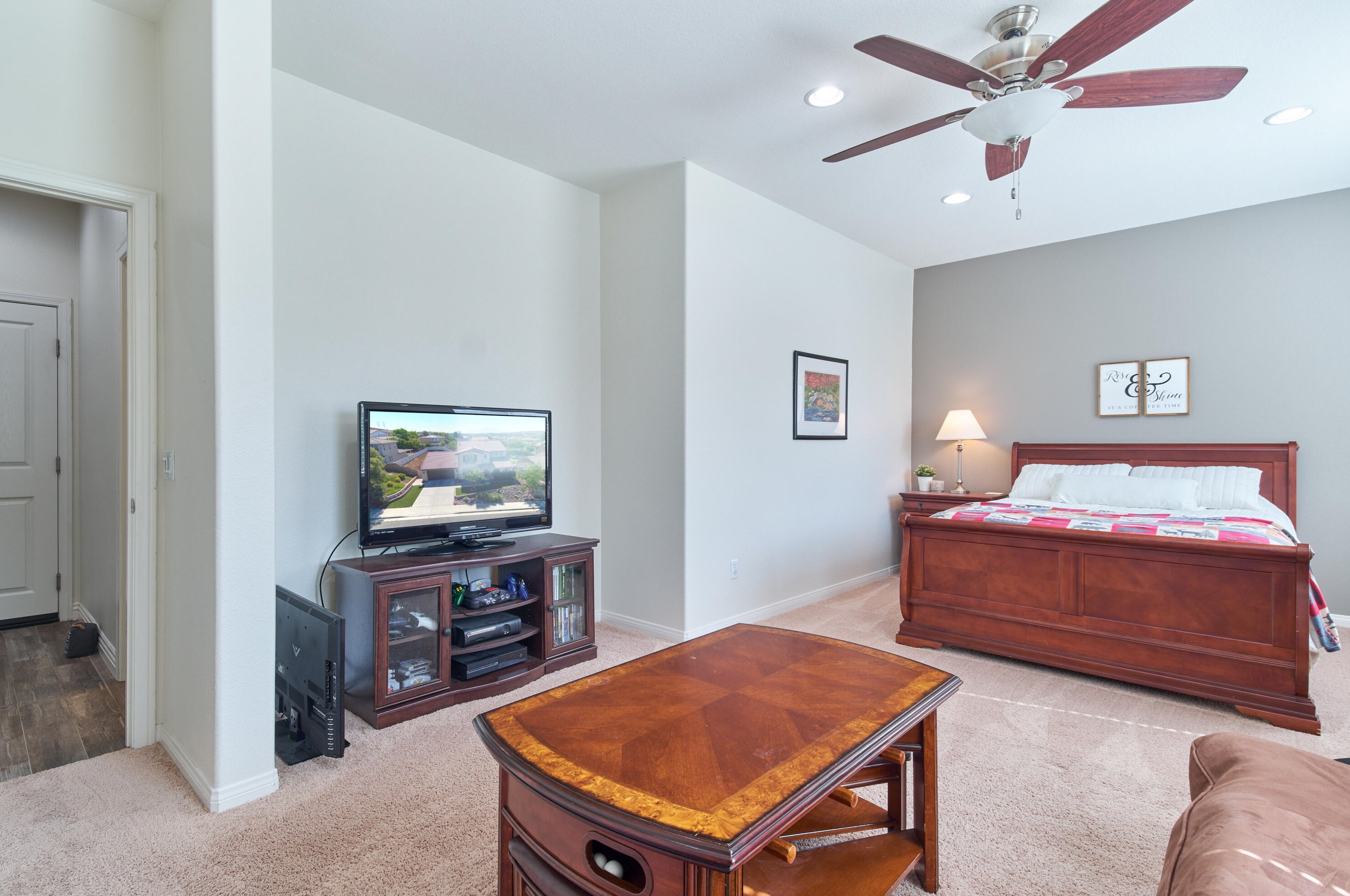 11354 Demaret Dr, Beaumont CA  92223-7430 exterior