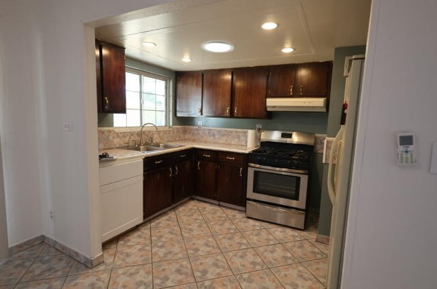 25327 Sugar Hill Rd, Moreno Valley CA 92553-4346 exterior