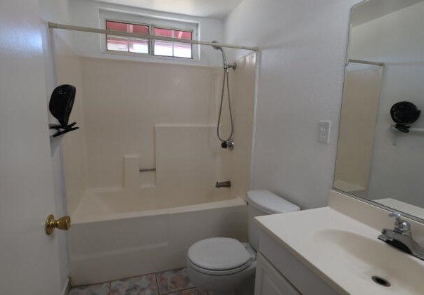 25327 Sugar Hill Rd, Moreno Valley CA 92553-4346 exterior