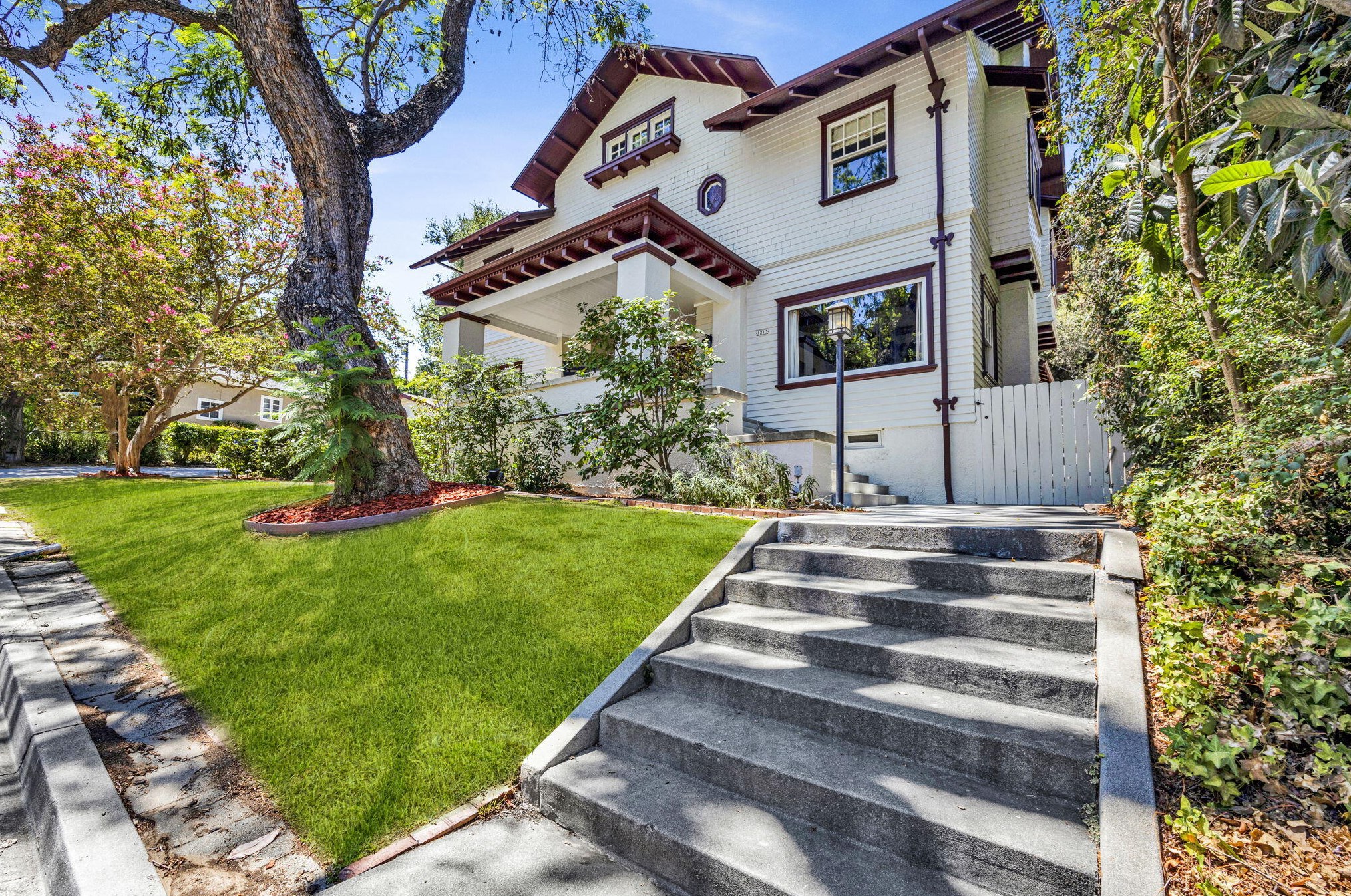 1215 Indiana Ave, South Pasadena CA  91030-3611 exterior