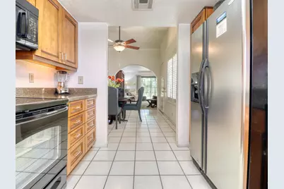 2001 E Camino Parocela #G44, Palm Springs, CA 92264 - Photo 5