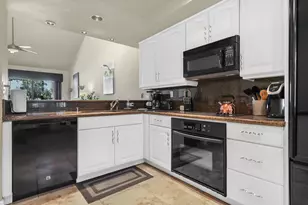 186 Running Springs Dr, Palm Desert, CA 92211 - Photo 3