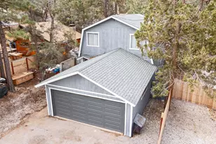 156 Victoria Ln, Sugarloaf, CA 92386 - Photo 3