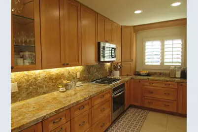 48440 Racquet Lane, Palm Desert, CA 92260 - Photo 11