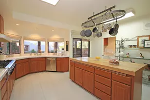 913 Inverness Dr, Rancho Mirage, CA 92270 - Photo 13