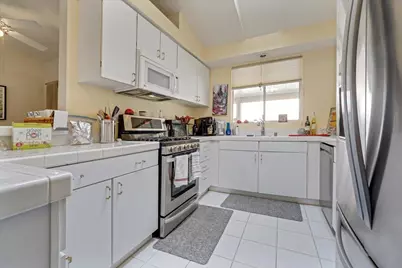 33854 Palm Lake Circle, Thousand Palms, CA 92276 - Photo 15