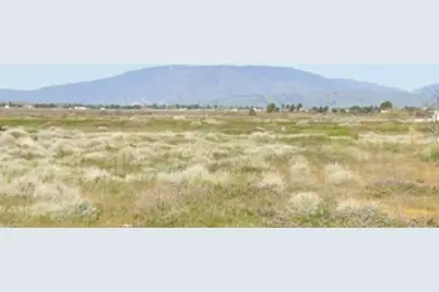 225 Stw Drt Vic Ave C, Fairmont, CA 93536 - Photo 5