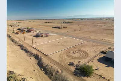 1983 Sunset Avenue, Thermal, CA 92274 - Photo 5