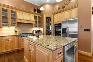 1215 Wolf Creek Ct, Big Bear Lake, CA 92315 - Photo 13